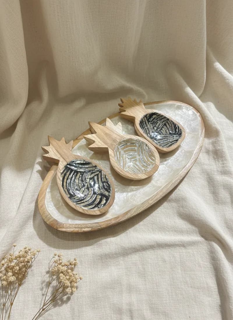 Pineapple Tray Snack Wood With Shell Coating